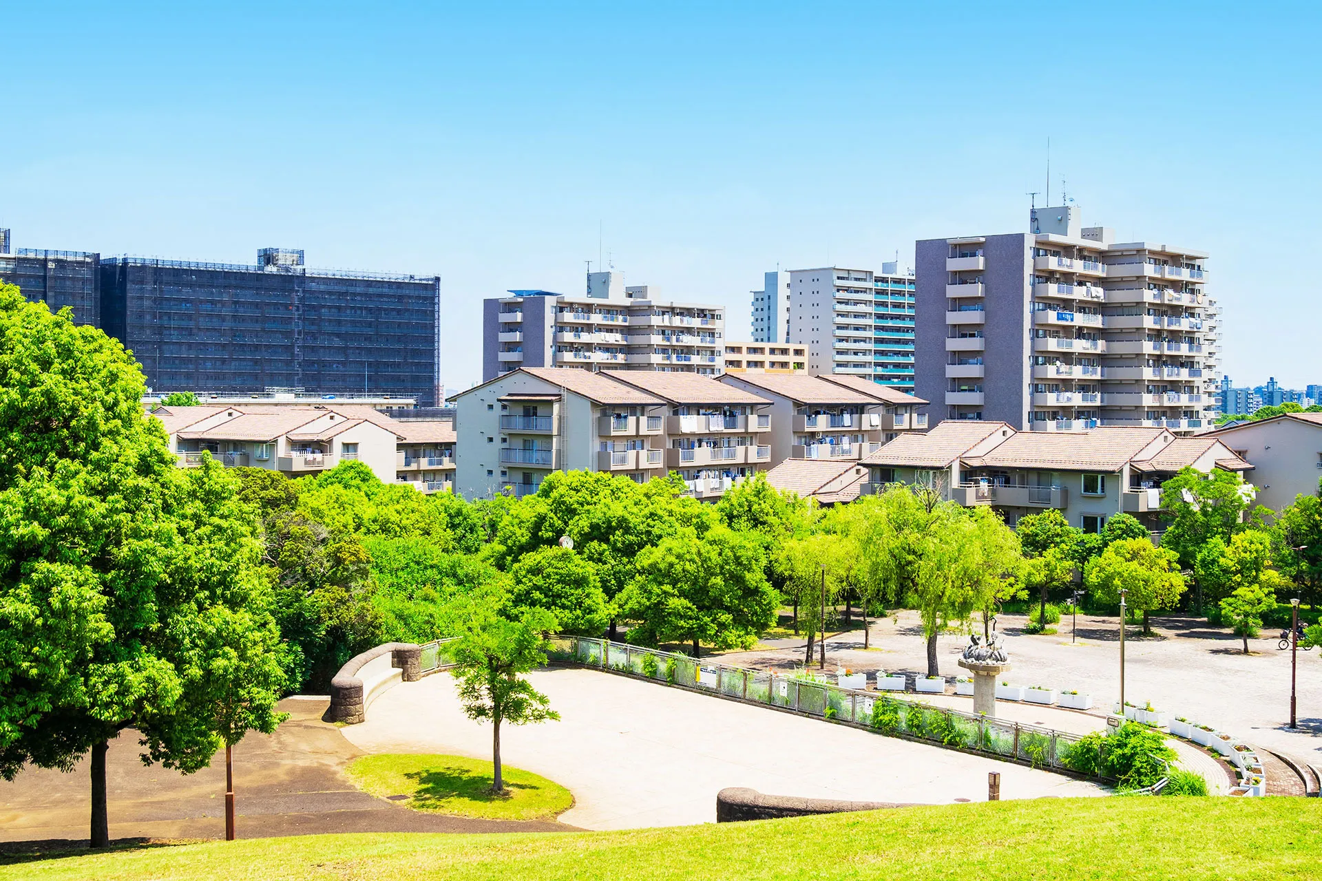 株式会社ナリー